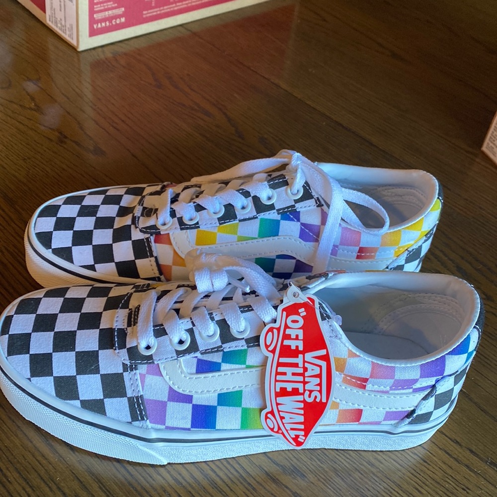 NWT Vans